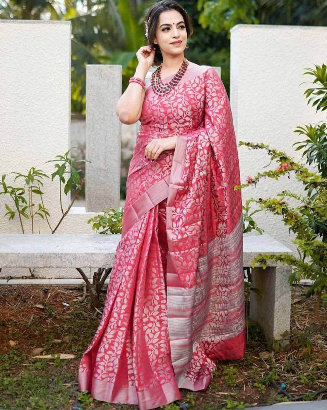 Buy Red Sarees for Women by Bermondsey Online | Ajio.com