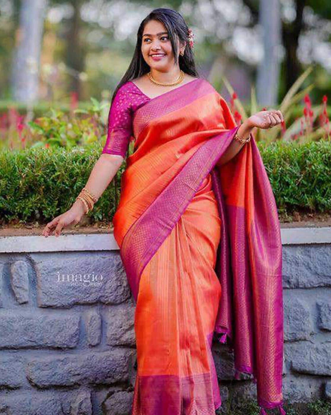 Orange Saree - Buy Trendy Orange Saree Online in India | Myntra