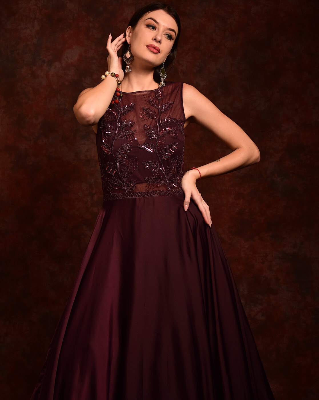 Maroon gown is a perfect reception outfit. #indianbride  #TrendingBridalWear, #Gowns, #ReceptionOutfits,#indianwedding #sha… |  Bridal style, Indian wedding, Ceremony