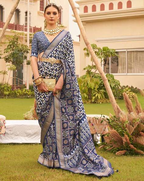 Buy Saree Mall Blue & Pink Geometric Printed Sarees - Sarees for Women  18286904 | Myntra