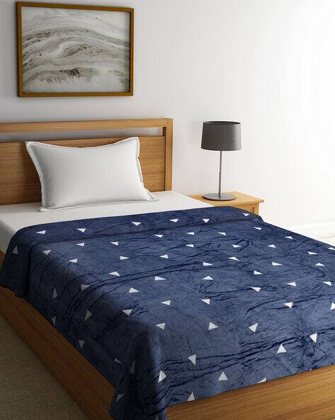 Cortina Eyelet Curtain Geometric Print Single Blanket