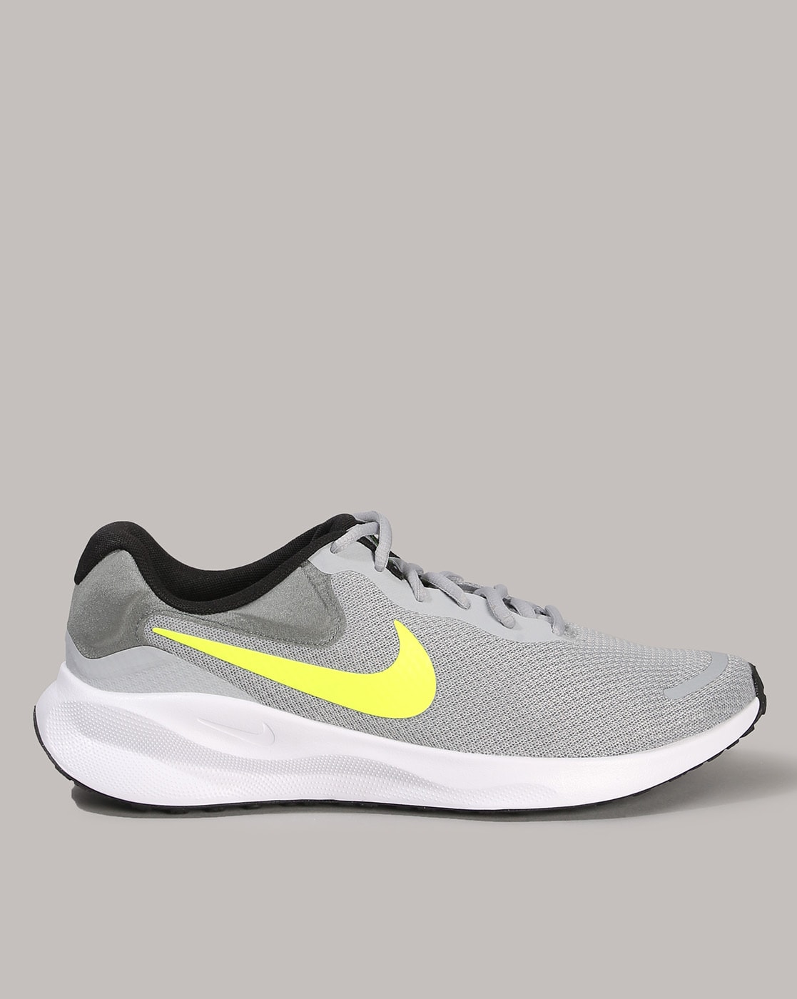 Nike shoes best sale price under 1000