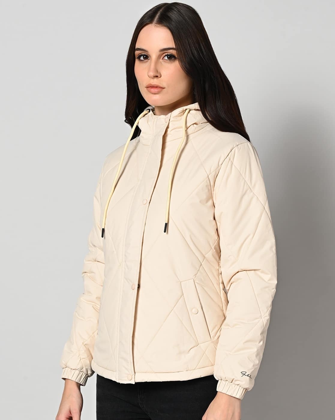 Buy Fort Collins Women Quilted Regular Fit Jac Online | Ajio.com