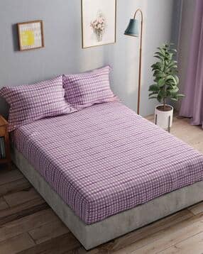115 GSM Checked Double Bedsheet with Pillow Covers-image-3