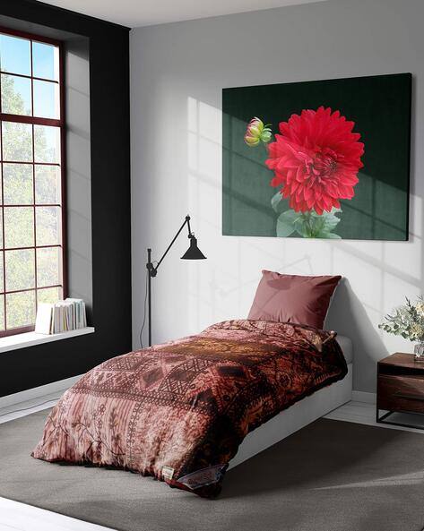 Nivasam Penguin 500 GSM Single Bed All Seasons Mink Blanket (Red Marble)