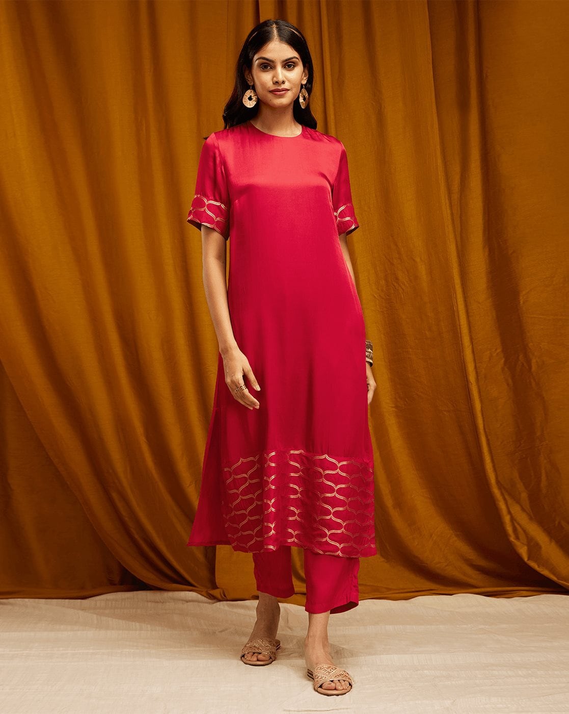 Buy Red Kurtas & Kurtis for Women by PINK FORT Online | Ajio.com