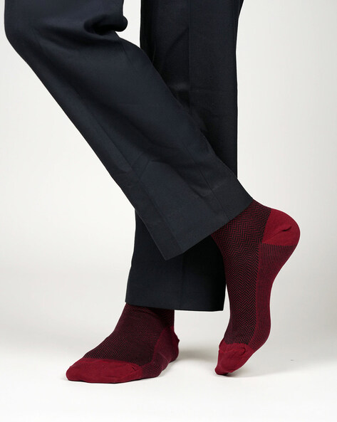 Buy Maroon Socks for Men by BONJOUR Online