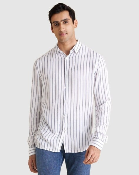 Celio Men Striped Regular Fit Shirt