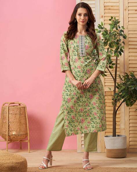 Women Floral Print Straight Kurta Set Price in India