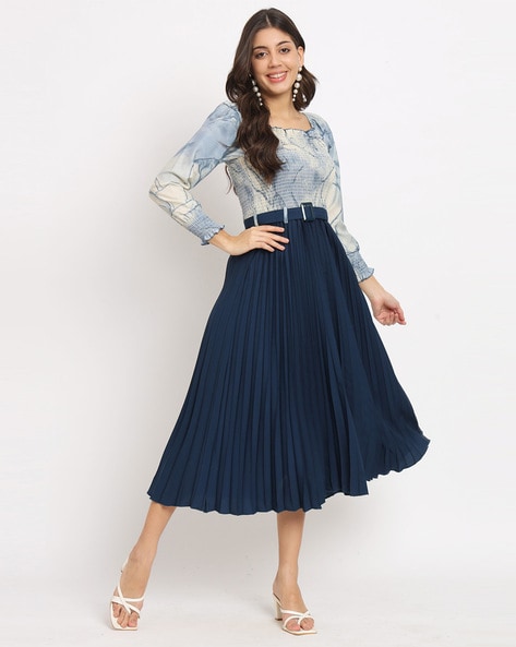  Women A-Line Dress with Smocked-Front 