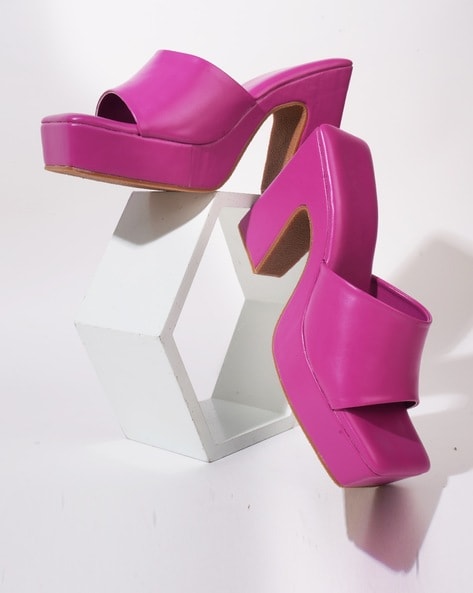 Chunky 2025 pink sandals