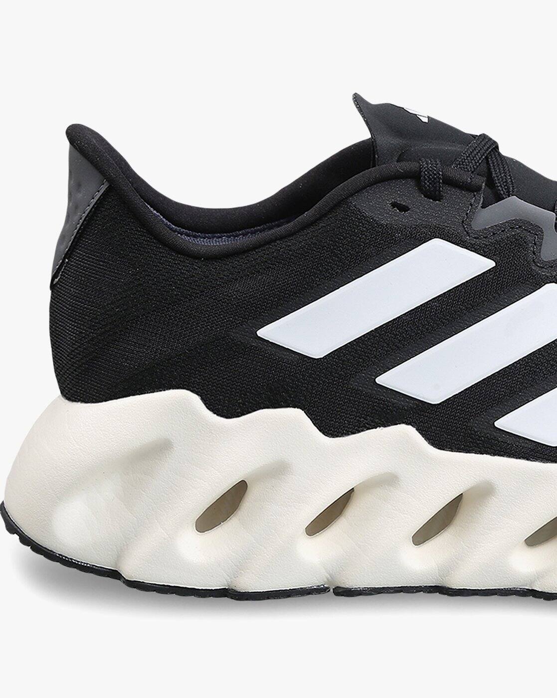 adidas gazelle silver green womens Tnis Adidas Yeezy Boost 350 v2 'Bone' Branco  Juicy Sneakers