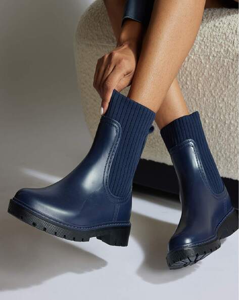 Navy boots 2024 online shop