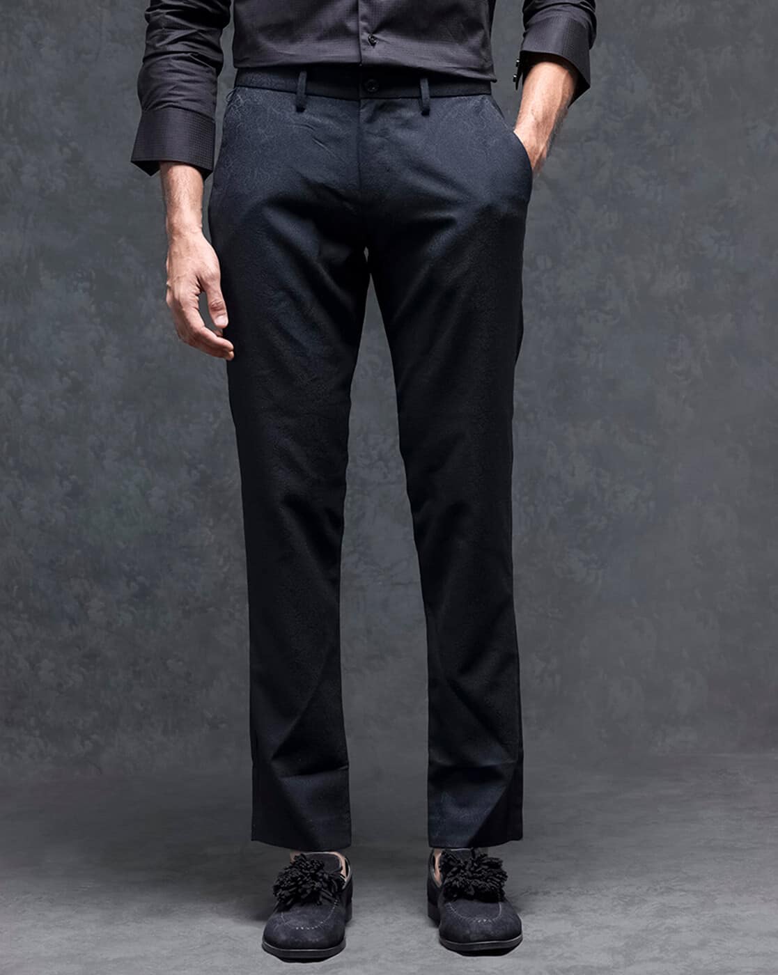 Men Relaxed Fit Flat-Front Chinos