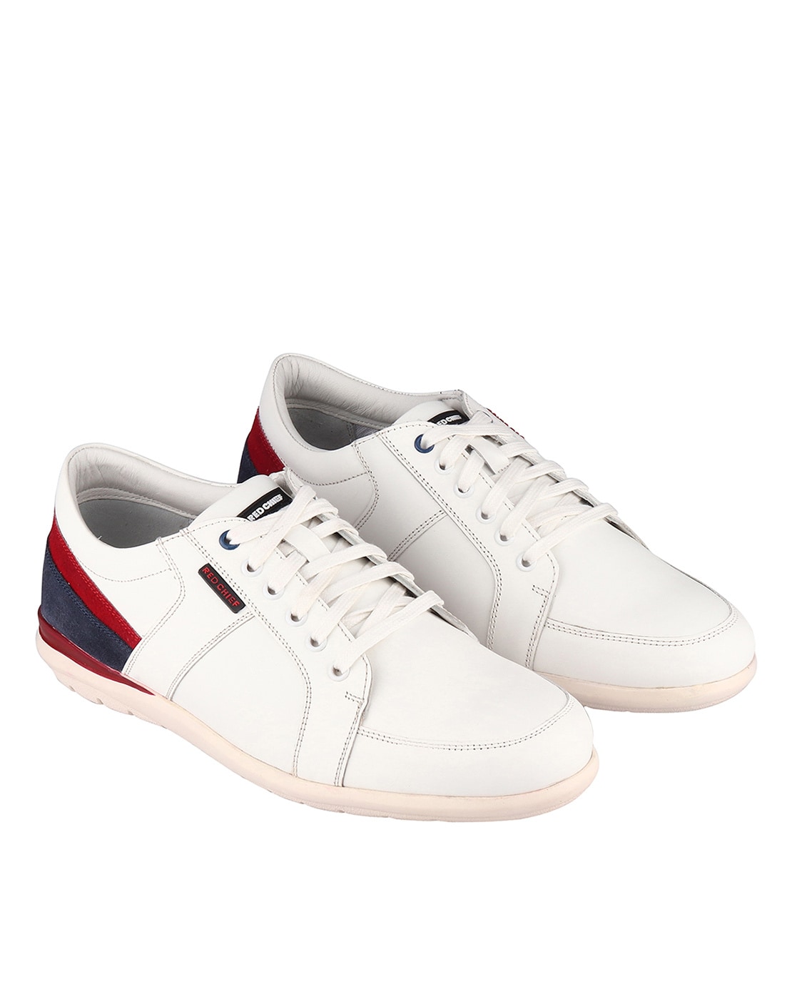 Red chief white on sale shoes