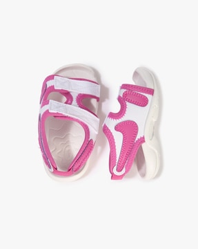 Nike velcro 2024 slides