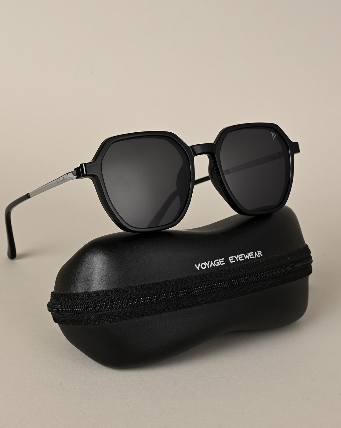 Buy Voyage UV Protected & Gradient Grey Wayfarer Sunglasses for Unisex  Adult - 58245MG4179 online