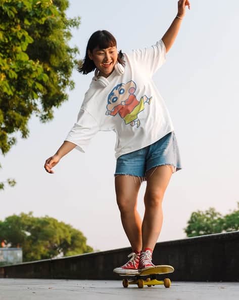 Unisex Dancing Shin-chan Oversized T-Shirt