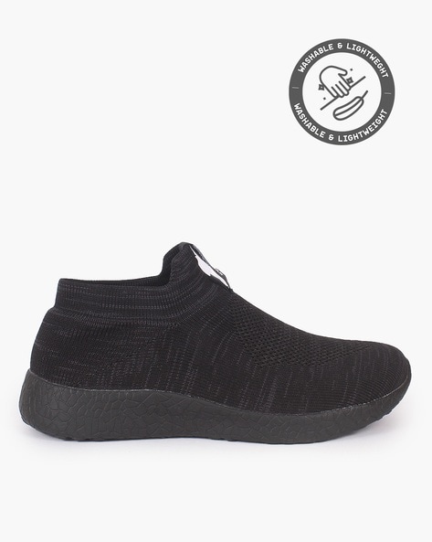 Men Low-Top Slip-On Walking Shoes