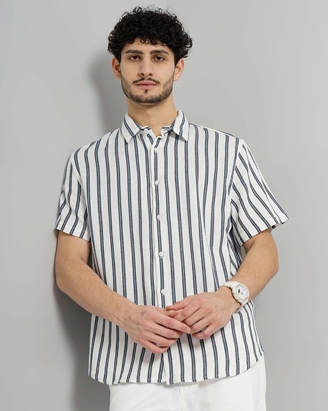 Celio Men Striped Regular Fit Shirt