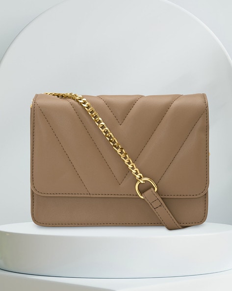 Quilted handbags with online chain strap