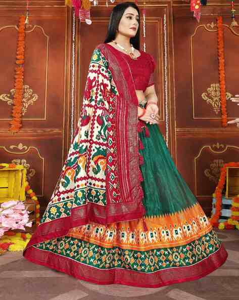 Shop GreenTussar Silk Umbrella Lehenga With Navy Blue Dupatta Festive Wear  Online at Best Price | Cbazaar