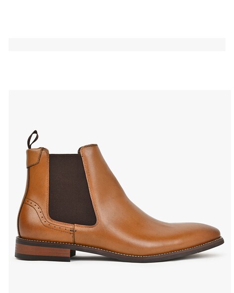 Pointed hotsell brown boots