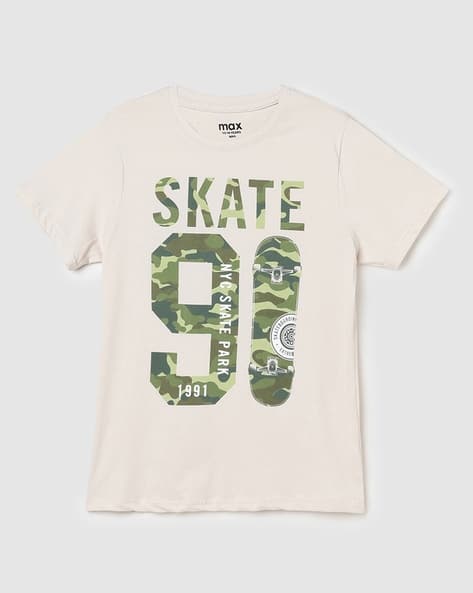 Boys Typographic Print T-Shirt with Shorts