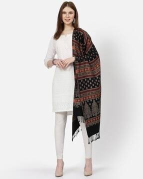 swi stylish Printed Stole with Tassels-picture-10