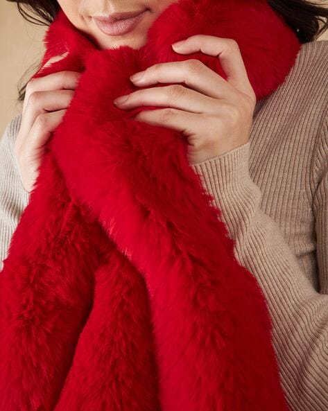 Red faux sale fur cape