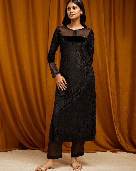 Mumtaz Arts Naadirah Latest Designs Velvet Stylish Suits New Arrivals