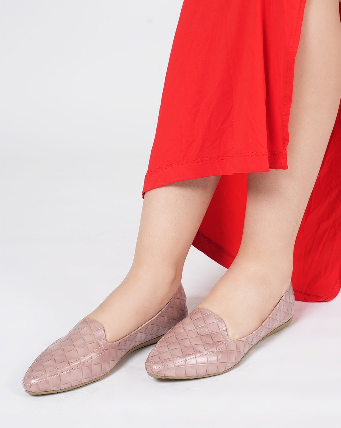 Pink pointed shop flat shoes