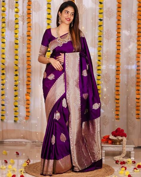 Update more than 230 purple saree with golden border latest
