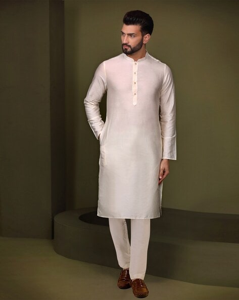 White Kurta With Pants Design by Bohame Men at Pernia's Pop Up Shop 2024