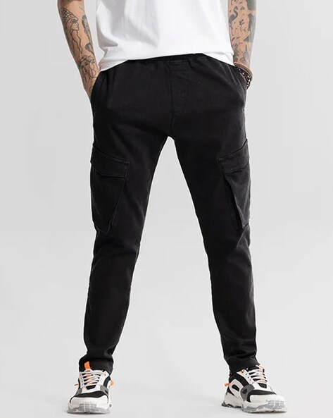 Pull and bear on sale black cargo pants