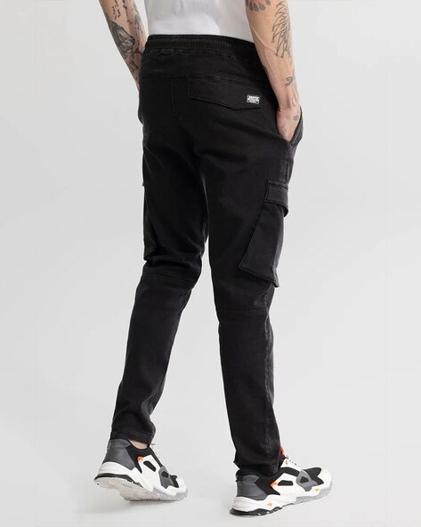 Relaxed Fit Cargo trousers with 30% discount! | Jack & Jones®