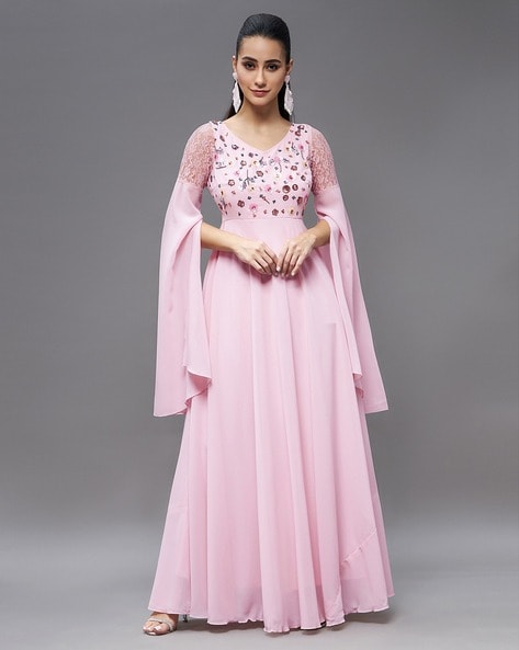 Blush Pink High Neck Quinceanera Dresses With High Neck, Sleeveless Design,  Appliques, Beaded Tulle, And Floor Length Perfect For Masquerade Ball Gowns  And Proms From Yate_wedding, $140.09 | DHgate.Com