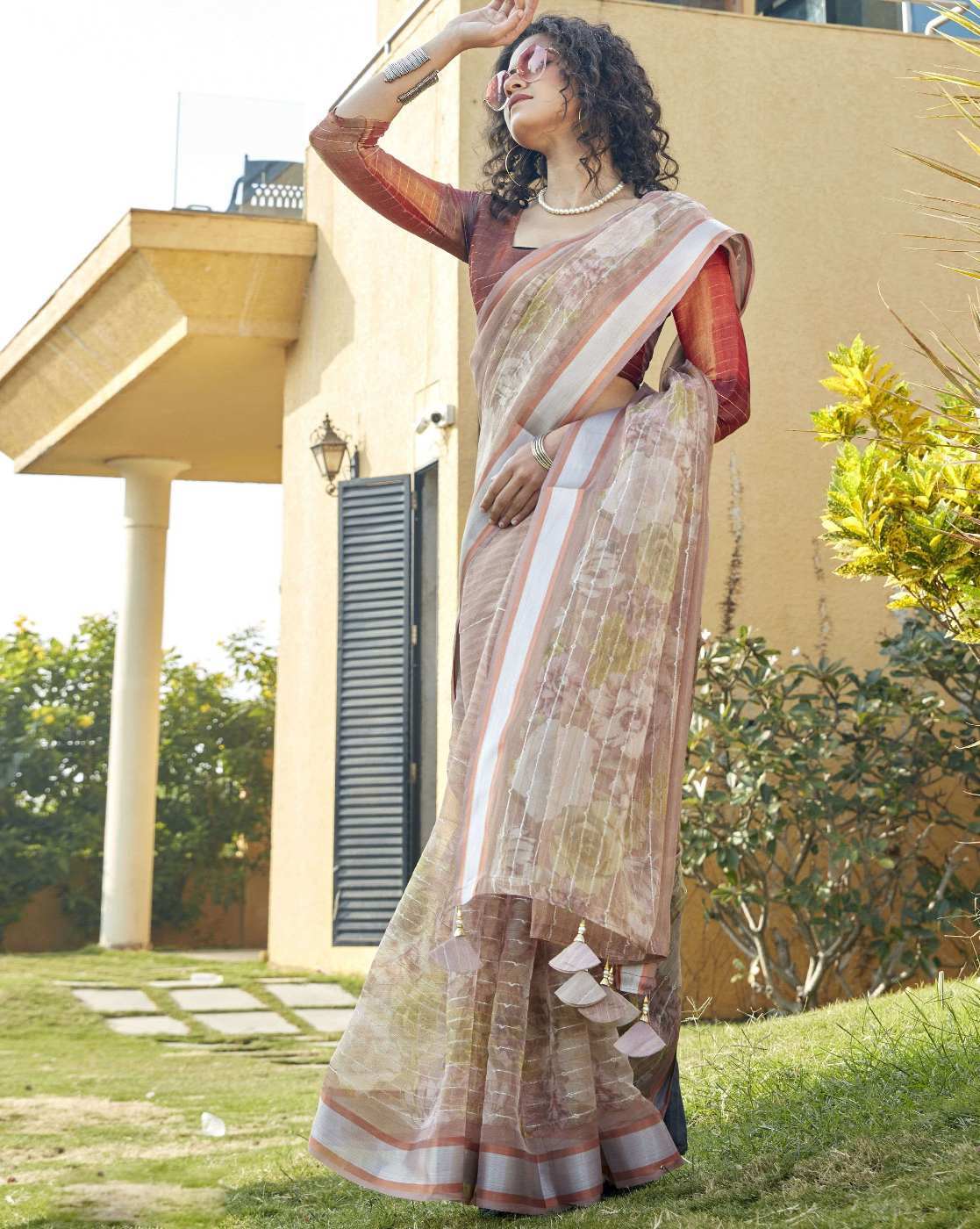 Buy Grey Sarees for Women by Blissta Online | Ajio.com