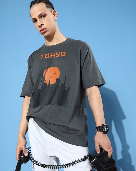Men's Loose Fit Tokyo Graphic Graphic T-Shirt