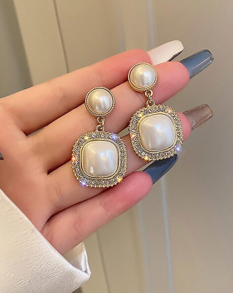 Shining Diva Earrings