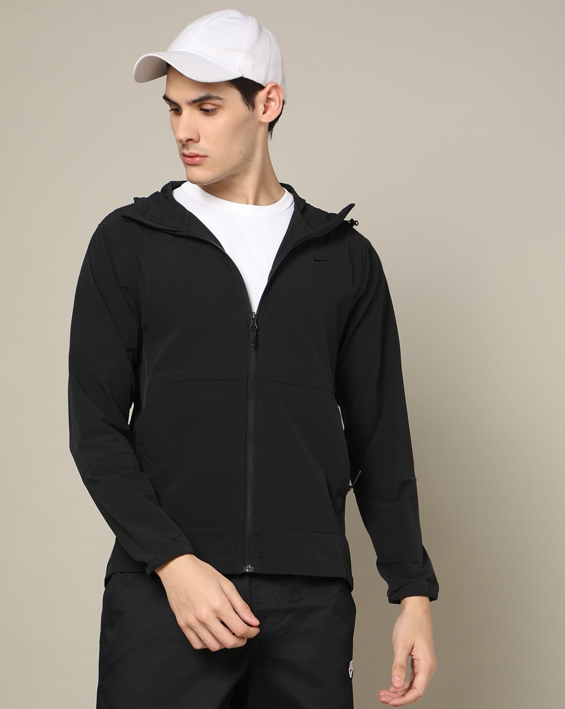 Buy NIKE Men Zip-Front Regular Fit Hoodie Online | Ajio.com