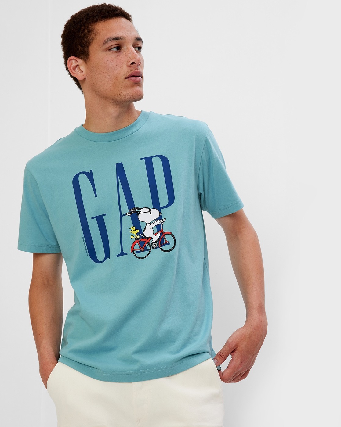 Gap snoopy hot sale t shirt