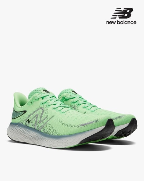 Men Lace-Up Running Shoes