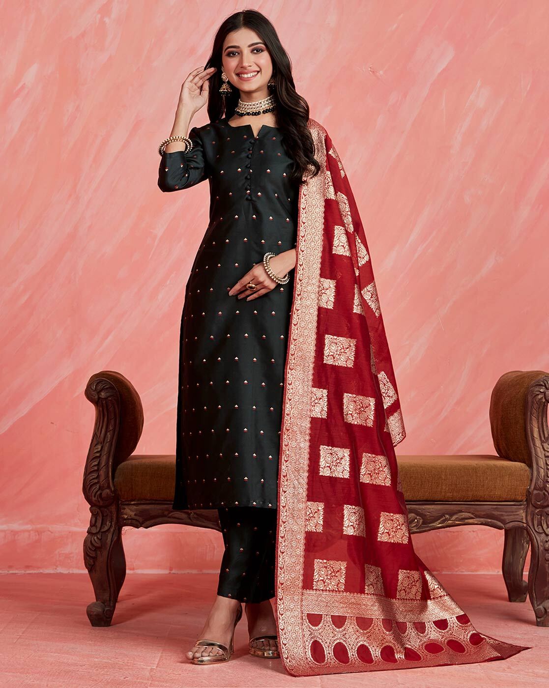 Black suit with red sales dupatta