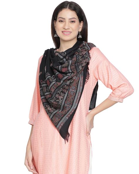 Women Geometric Woven Stole with Frayed Hem Price in India