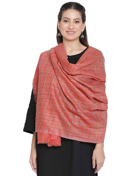 Women Checked Shawl with Frayed Hem Price in India
