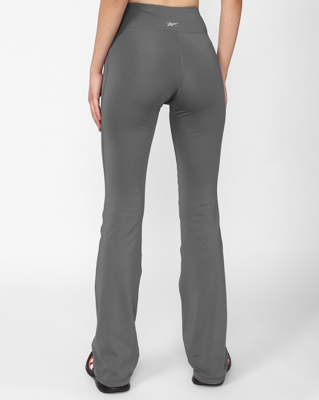 Reebok Women's Thermal Long Underwear Pants, Grey, Small : :  Clothing, Shoes & Accessories