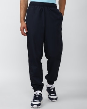 Nike hotsell combat joggers