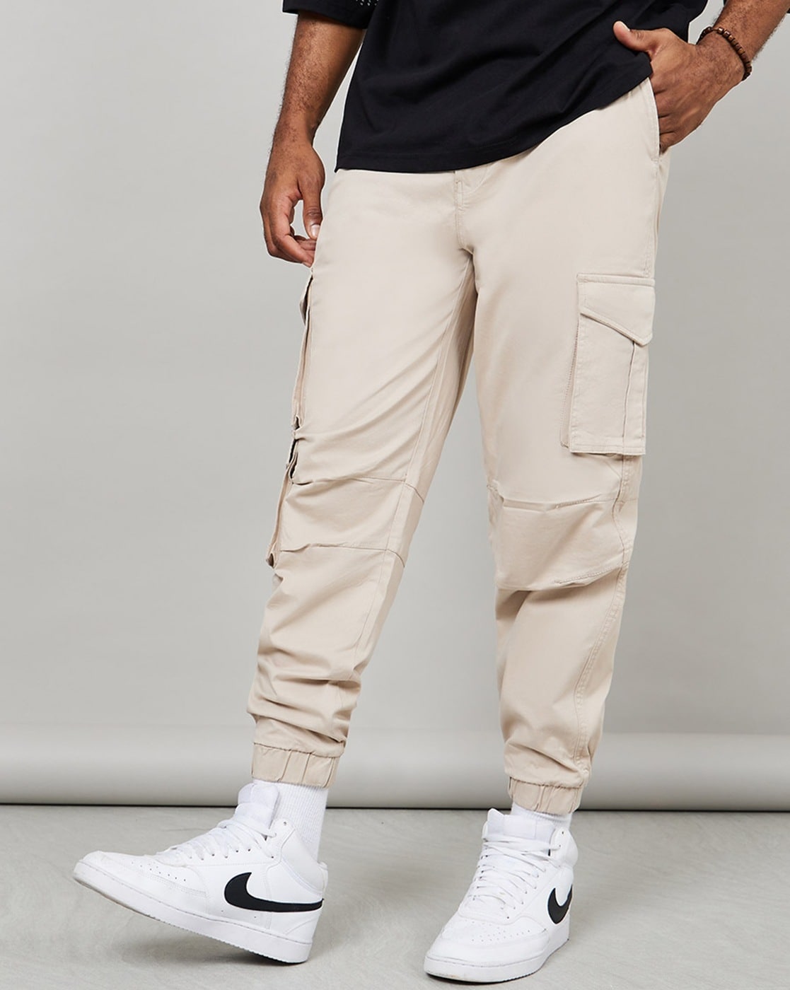 Relaxed Fit Colour Block Tonal Branded Cargo Pants