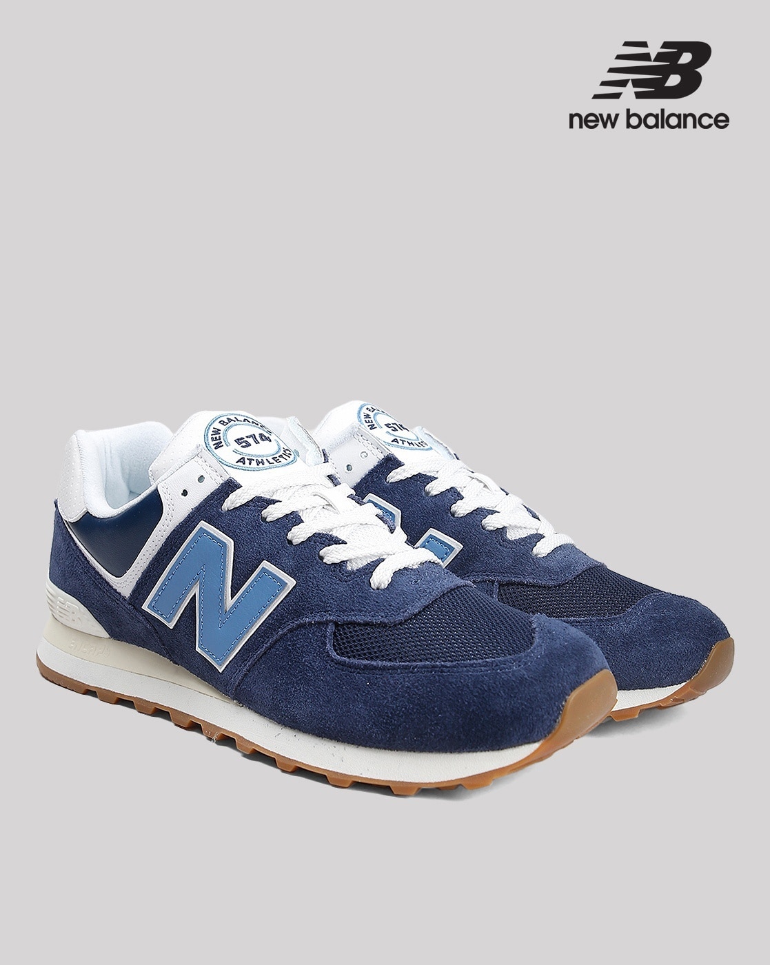 New balance navy hot sale blue sneakers